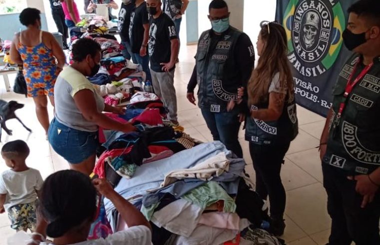 Motoclube Insanos Divisão Petrópolis realiza doação em Areal