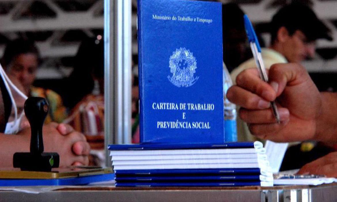 Mercado de trabalho: Balcão de Empregos da Prefeitura de Petrópolis oferece mais de 40 oportunidades esta semana