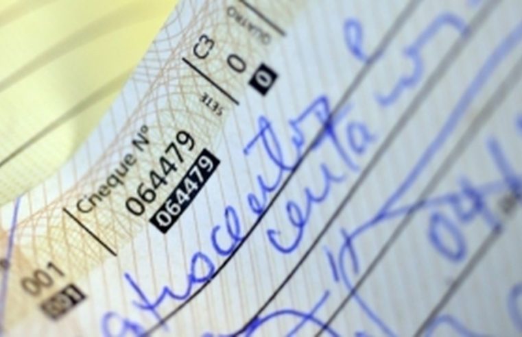 Uso de cheques no Brasil cai 93% desde 1995