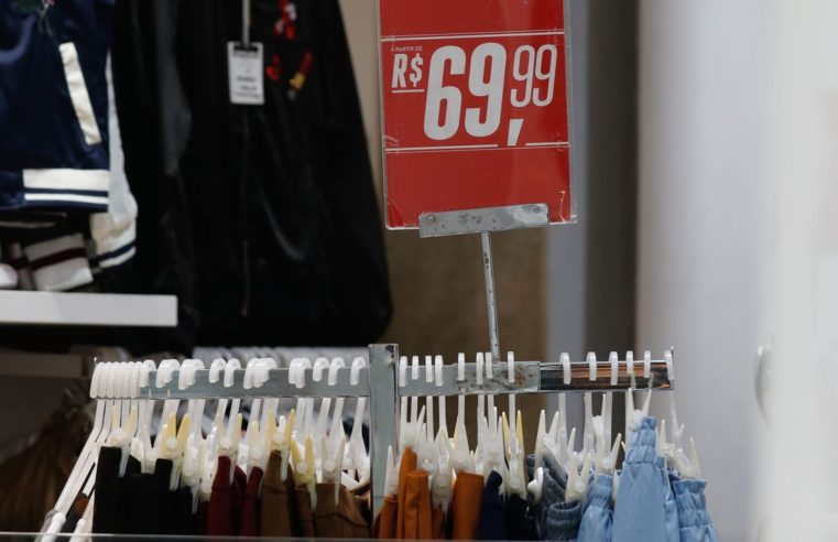 Confiança do empresário do comércio sobre 1,4% em janeiro, diz CNC