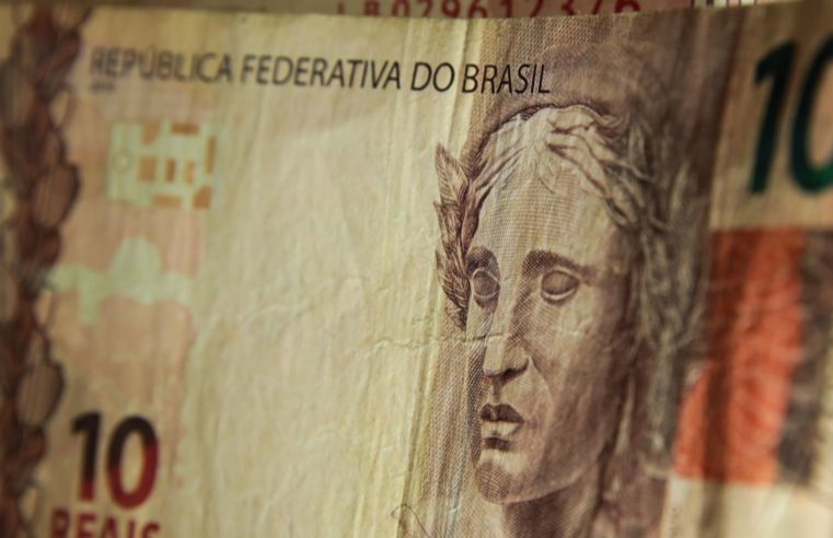 Governo anuncia medidas para regularizar dívidas do Simples após veto