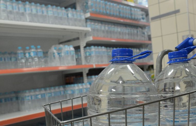 Médicos alertam para alta incidência de pedras nos rins no verão