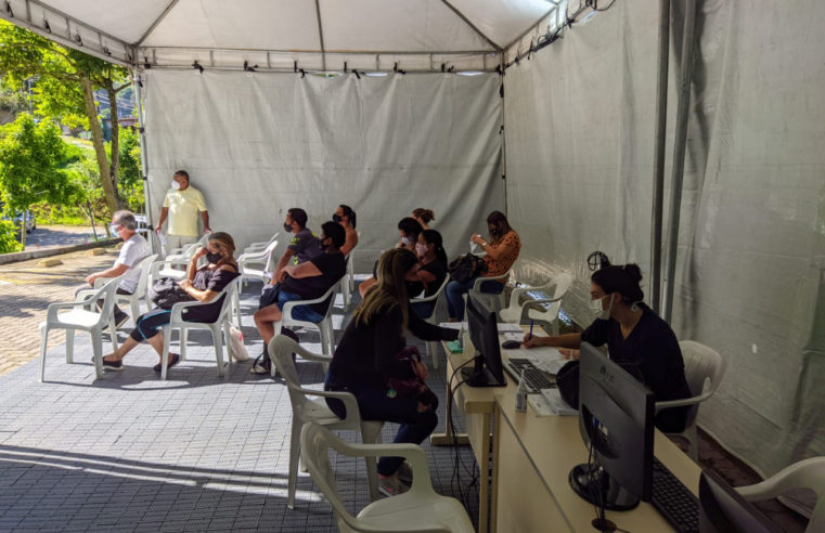 Seis polos de triagem, testagem e primeiro atendimento dividiram a demanda em novo pico da pandemia