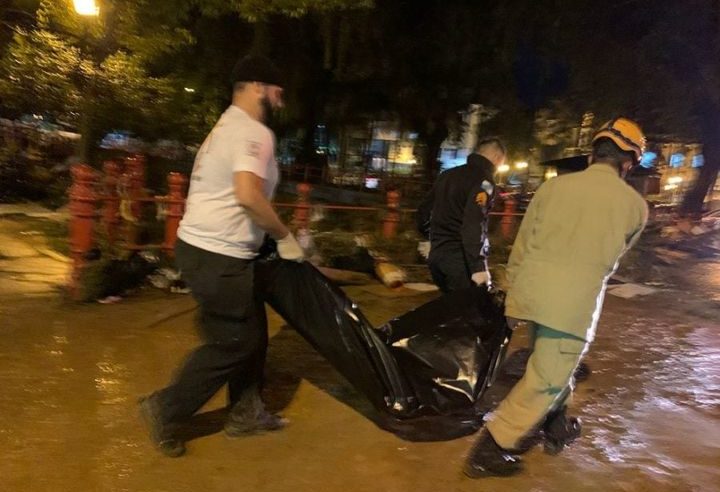 Município segue em estágio de crise e Prefeitura orienta que população evite sair de casa. Ao menos 35 mortos já foram confirmados