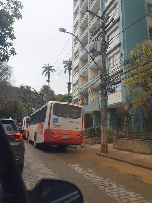 Saiba como está a operação dos ônibus neste domingo em Petrópolis