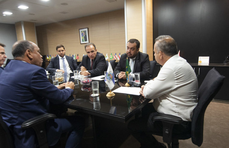 Cláudio Castro garante recursos do Ministério do Desenvolvimento Regional para iniciar reconstrução de Petrópolis 