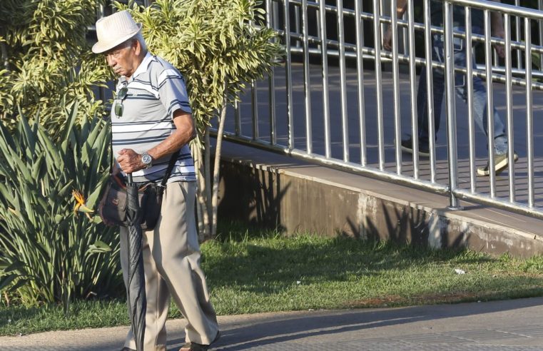 Dia do idoso: uma a cada três pessoas com mais de 65 anos sofre pelo menos uma queda por ano