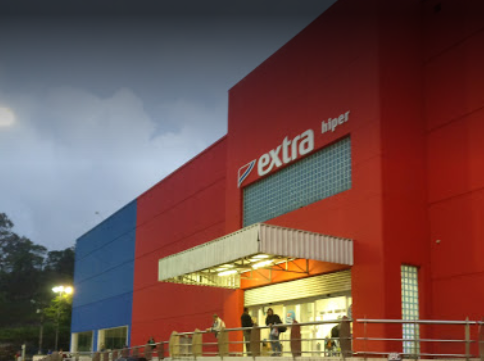 Covid: com UBS Quitandinha fechada, segunda dose da vacina em crianças está sendo aplicada no Extra Quitandinha
