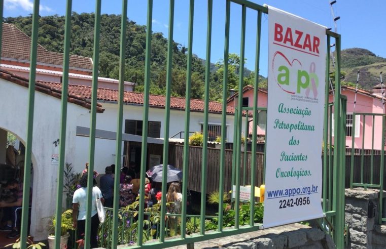 Associação Petropolitana dos Pacientes Oncológicos realiza bazar para ajudar pacientes