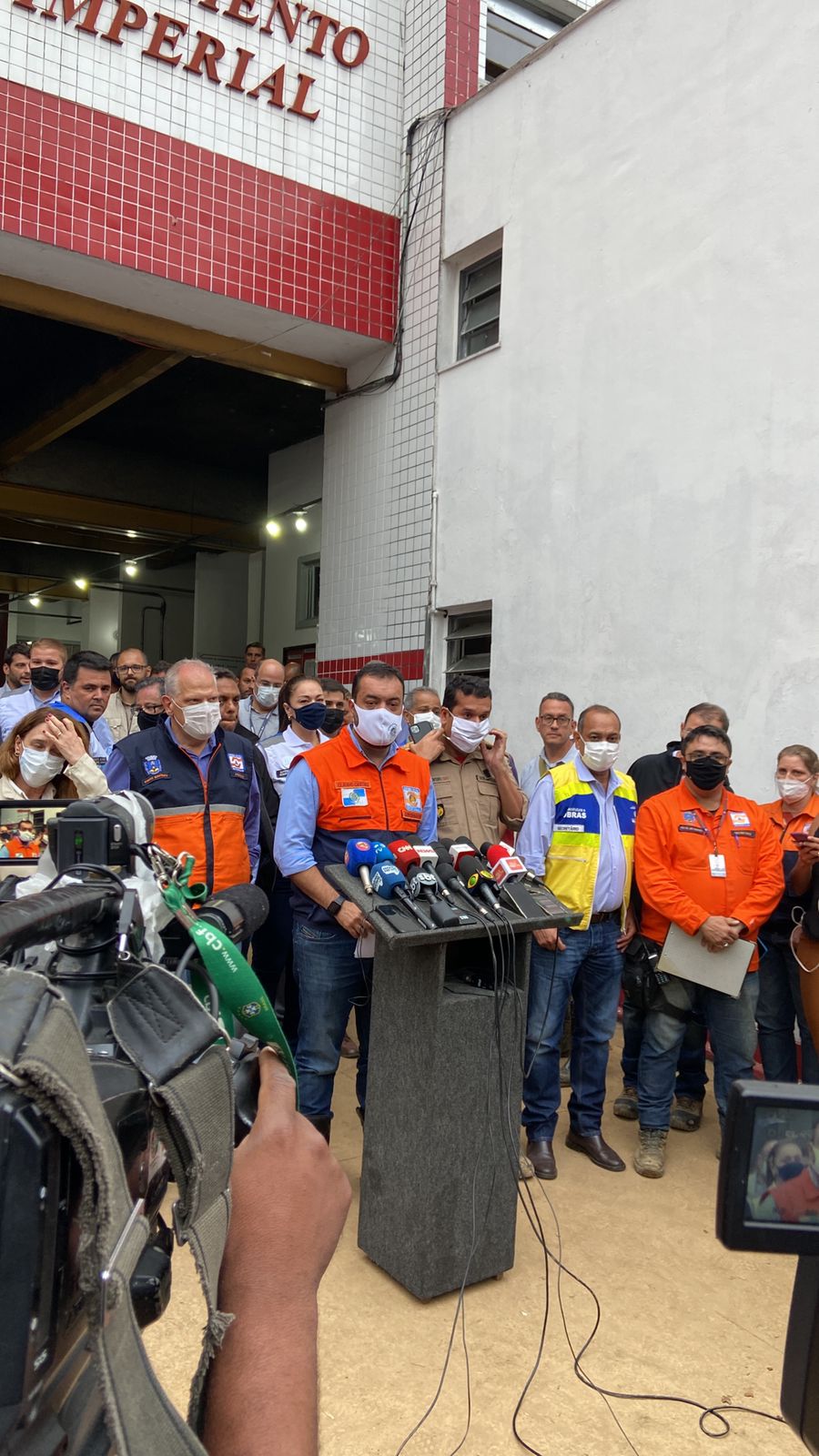 Governo do Estado confirma 78 mortes causadas pela chuva que atingiu Petrópolis