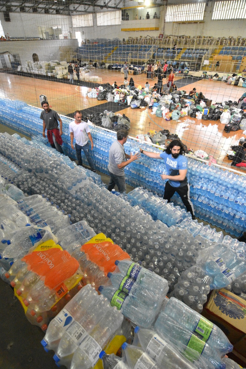 Prefeitura de Petrópolis abre cadastro para atuação na central de arrecadação de donativos