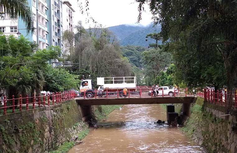 Prefeitura reforça que pessoas só saiam de casa se houver extrema necessidade