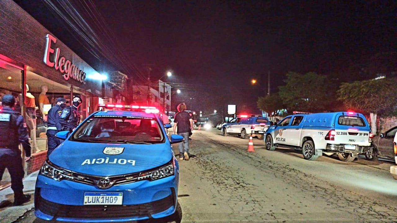‘Operação Carnaval do Bem’ aplica 24 infrações e interdita 2 estabelecimentos em Teresópolis