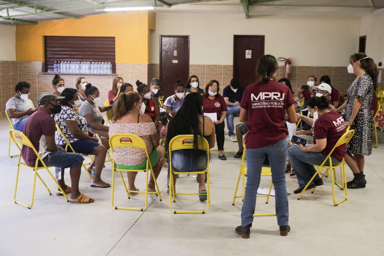 MPRJ inicia projeto de escuta da população atingida pelas chuvas em Petrópolis