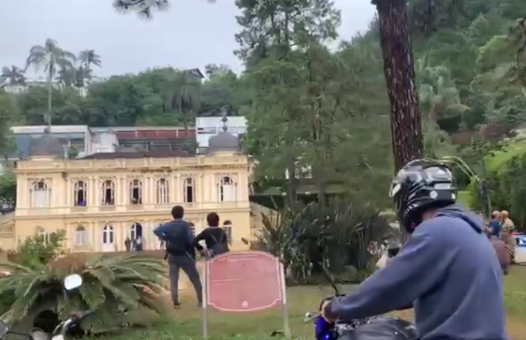 Câmara Municipal se torna ponto de arrecadação em Petrópolis