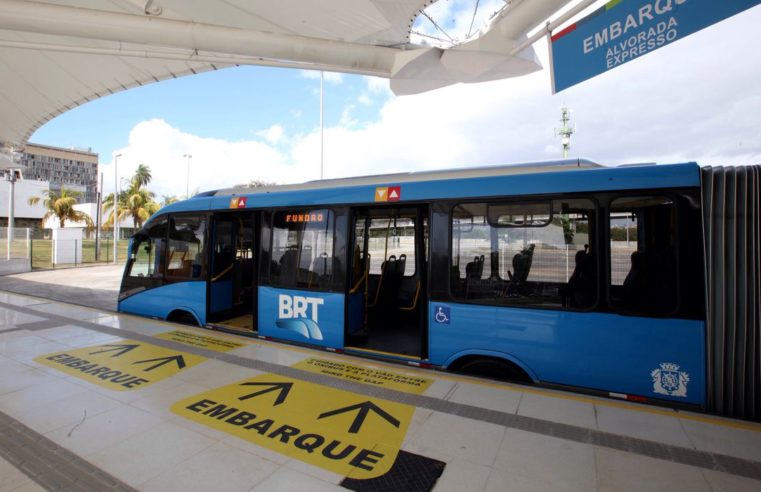 Prefeitura do Rio publica edital para compra de ônibus novos do BRT