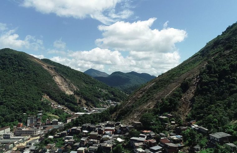 Portaria prorroga vencimento de tributos a moradores de Petrópolis