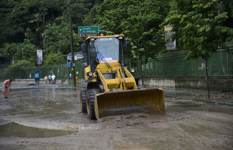 Promotores de Justiça que atuaram na tragédia de Petrópolis palestram em evento da EMERJ