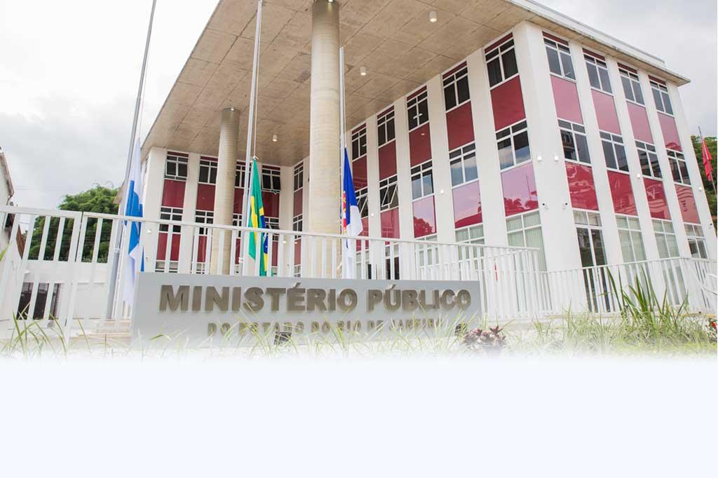 MPRJ ajuíza ação para que o Município de Petrópolis anule decreto que impede alunos não vacinados de frequentarem as aulas e autoriza ensino remoto
