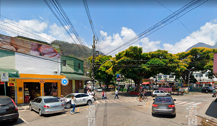 Prefeitura disponibiliza ao Governo do Estado terreno do Caetitu, em Corrêas, para construção de casas populares para as vítimas da chuva