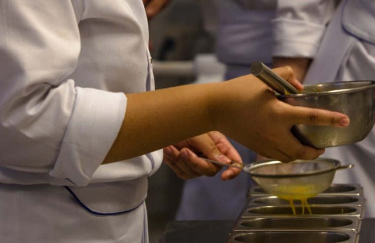 Secretaria de Trabalho e Renda divulga mais de 2,1 mil vagas no estado