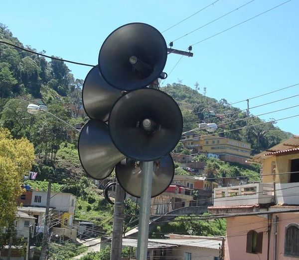 Sirenes do primeiro distrito são acionadas para alertar previsão de chuva modera a forte para as próximas horas