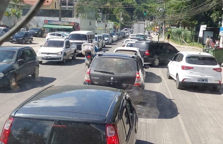 Empresas de ônibus reforçam a operação em Petrópolis