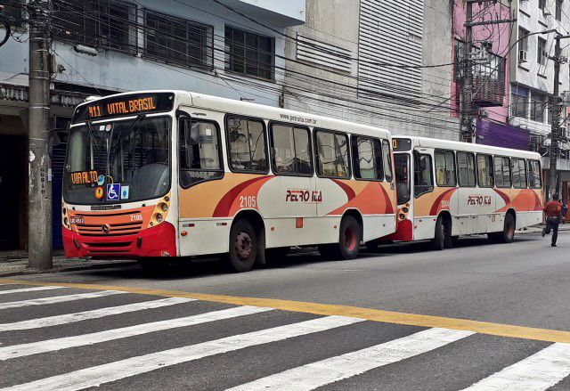 Setranspetro informa que ônibus começam a operar nas regiões mais afetadas pela chuva em Petrópolis