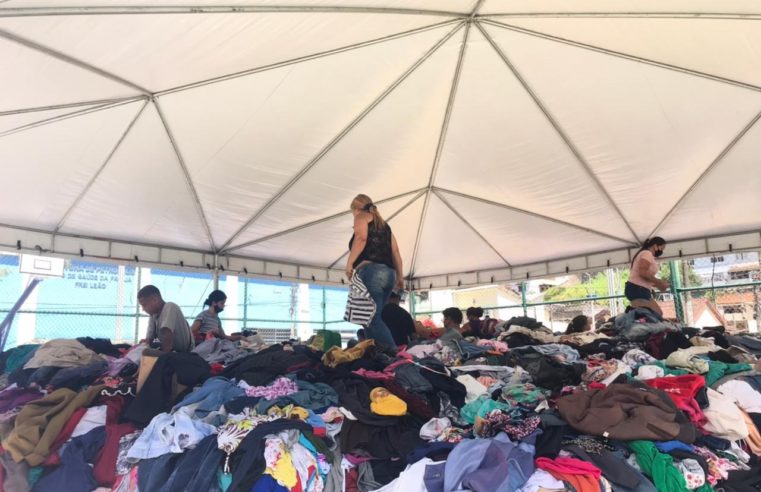 Moradores denunciam descaso com as doações no Alto da Serra