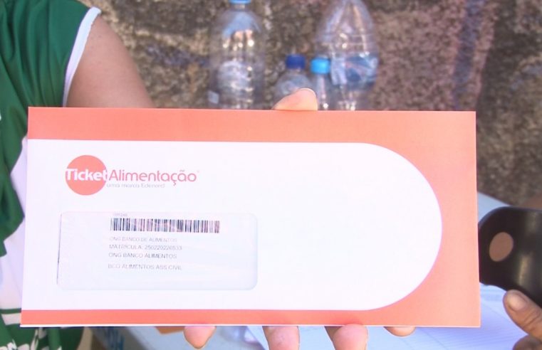 Projeto do Morro e ONG Banco de Alimento distribuem cartão alimentação para as vítimas da tragédia