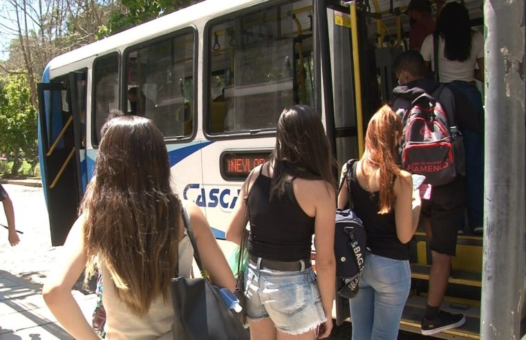 Passageiros voltam a reclamar da superlotação dos ônibus em Petrópolis