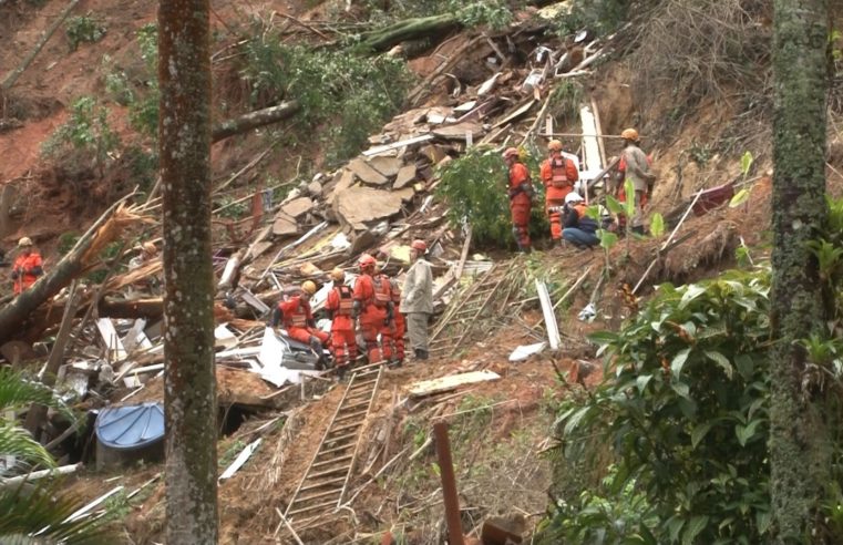 Washington Luiz voltar a parecer cenário de filme de guerra após outro temporal