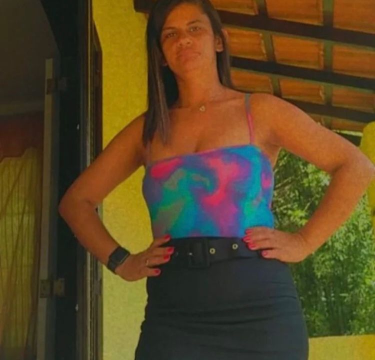 Corpo de Mirian Gonçalves do Valle, vítima de deslizamento na Washington Luiz, é encontrado