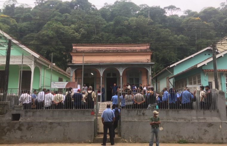 Estado de Greve é aprovado em Assembleia dos Rodoviários em Petrópolis