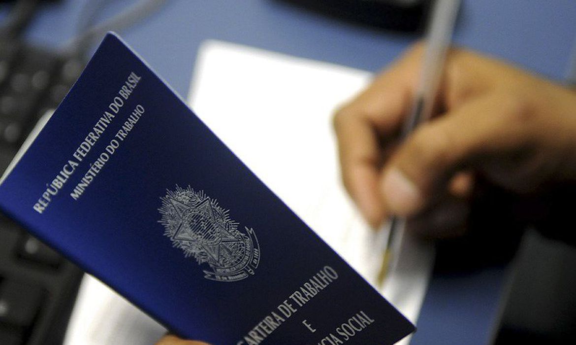 Balcão de Empregos da Prefeitura oferece 16 oportunidades esta semana