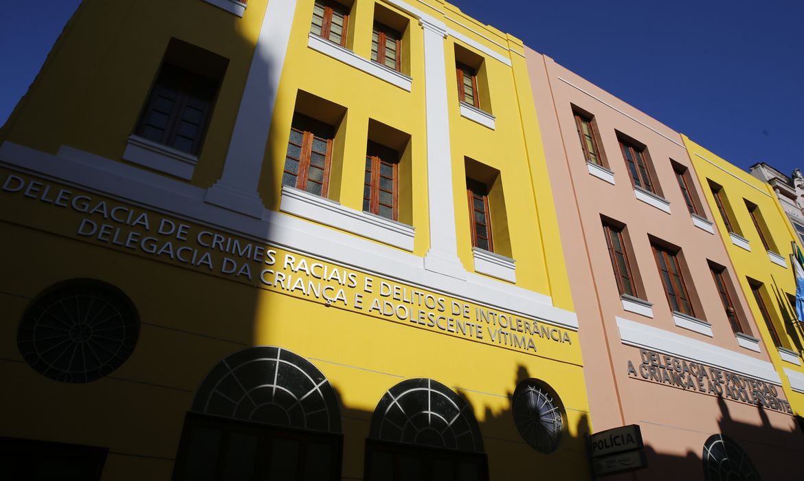 Rio vai receber denúncias de racismo e preconceito religioso pelo 1746