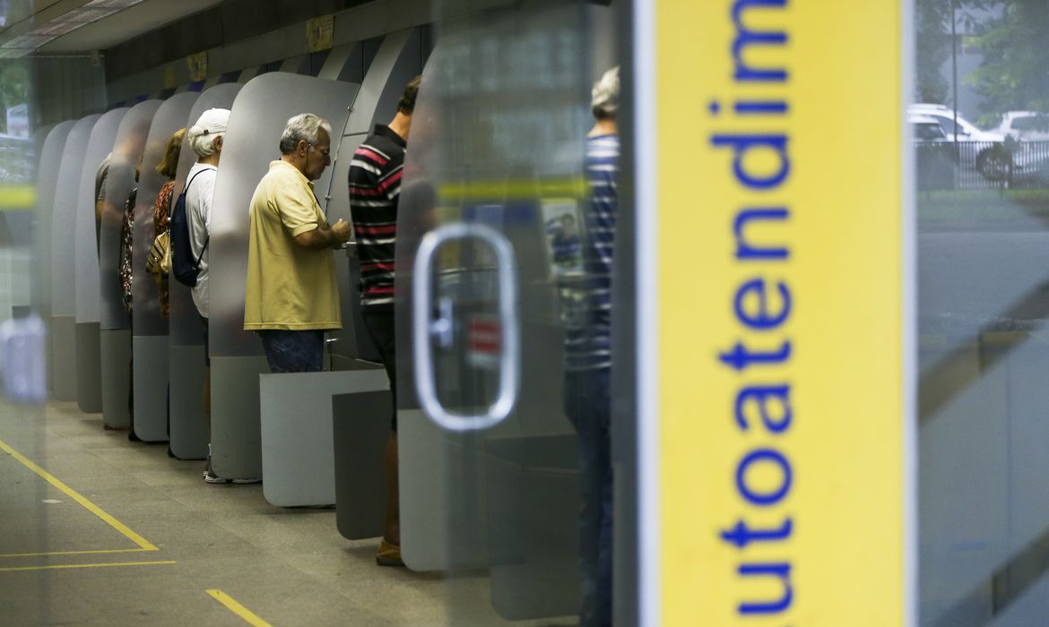 Banco do Brasil reabre agência na Rua do Imperador, após pedido do Procon