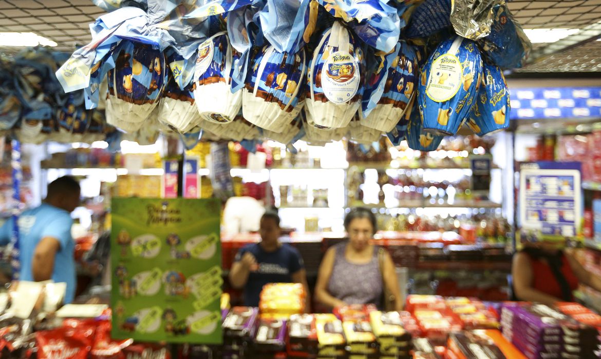 Produtos tradicionais da Páscoa registram alta de 83% em 12 meses, tornando comemoração mais “salgada”