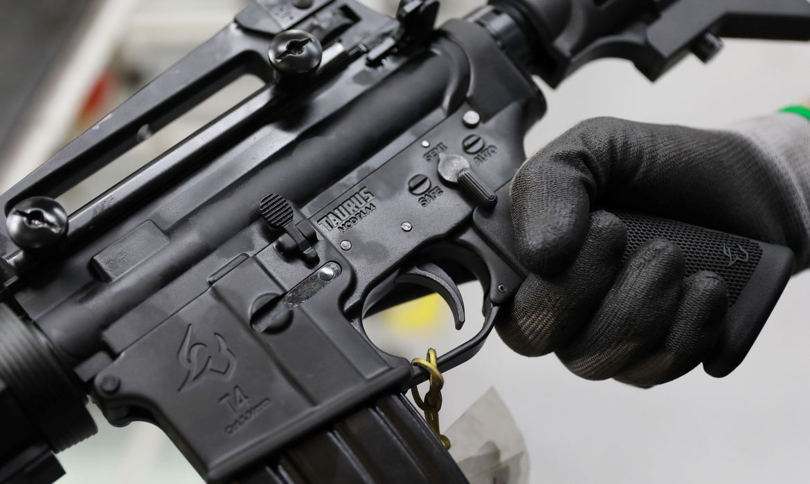 Criada Frente Parlamentar pelo Controle de Armas e Munições