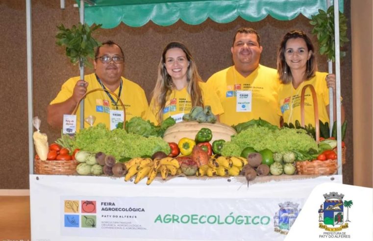 Paty do Alferes participa de reunião do Conselho Estadual de Alimentação Escolar em Vassouras