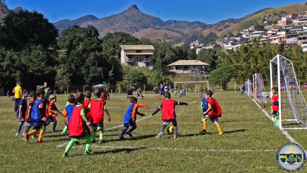Petrópolis terá competições de Handebol, Vôlei, Tênis, Futebol, Futsal e futebol de botão neste ano