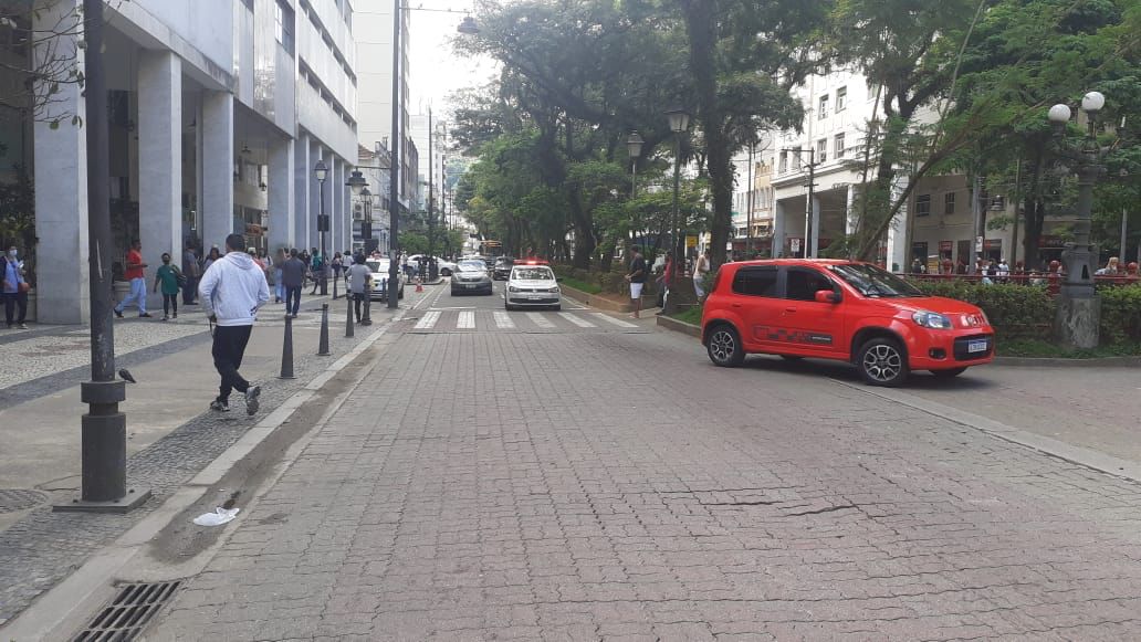 Número de ruas interditadas no Centro de Petrópolis diminui