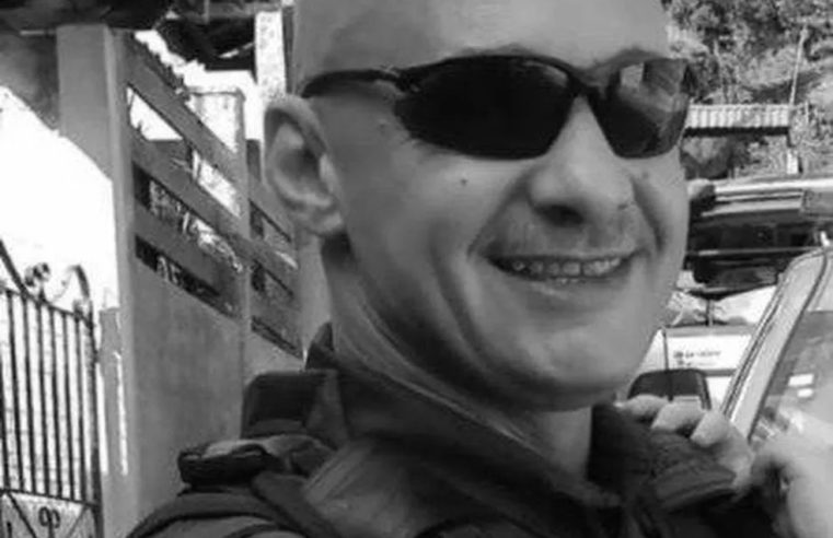PM morre após colidir com viatura na traseira de caminhão em Nova Friburgo