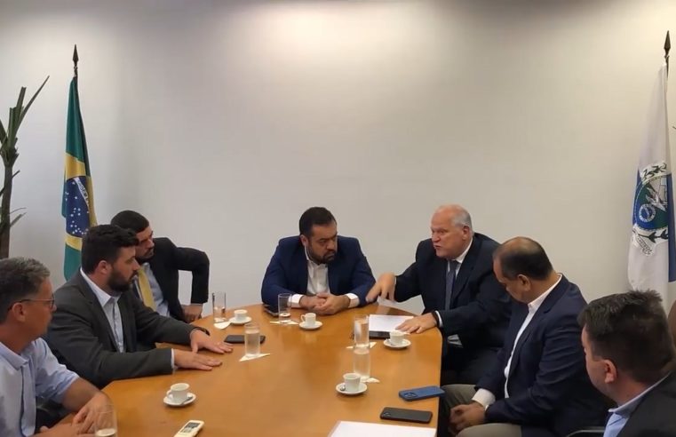 Aluguel social é tema de reunião realizada no Palácio Guanabara