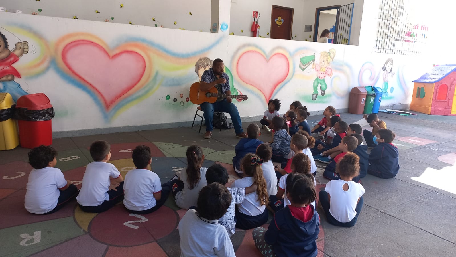 Prefeitura leva “Projeto Bem-te-vi: musicalizando na pré-escola” para as escolas da rede municipal