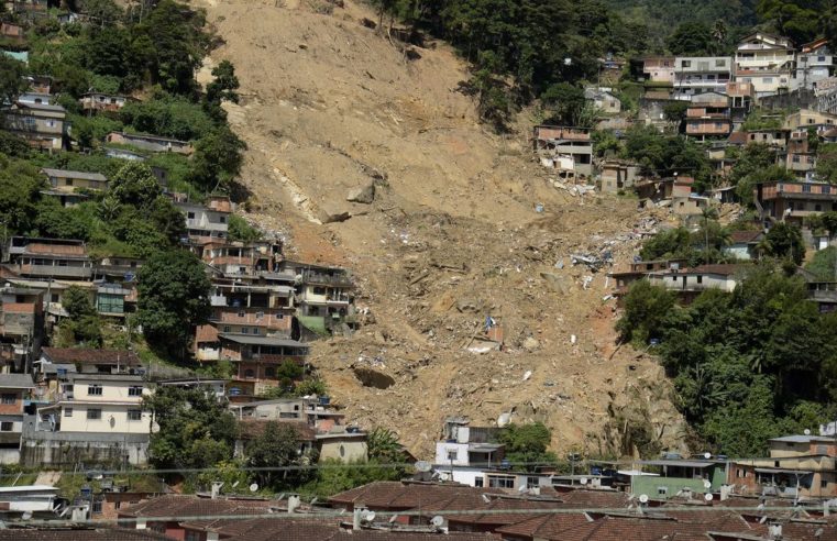 Governo federal libera recursos para Petrópolis e Paraty