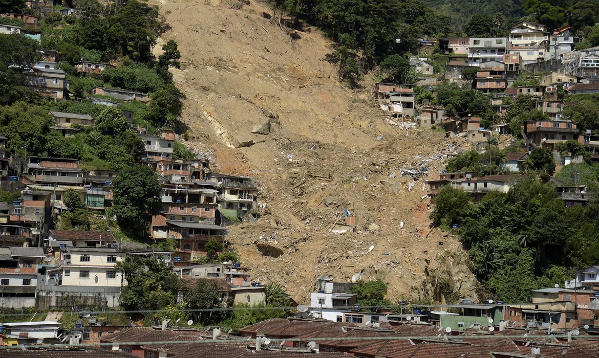 Governo federal libera recursos para Petrópolis e Paraty