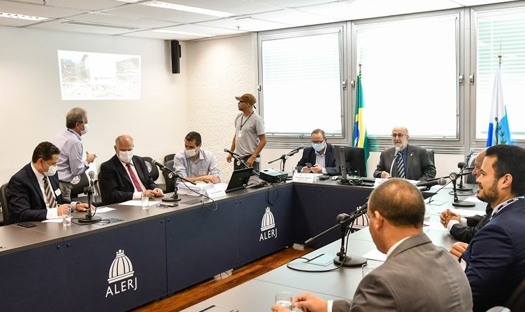 A Prefeitura de Petrópolis presta conta de gastos de R$30 milhões doados pela Alerj