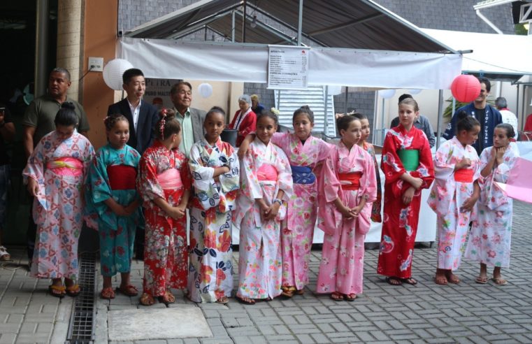 Dia do Japão é celebrado com hasteamento de bandeiras e evento que irá até este domingo em Nova Friburgo
