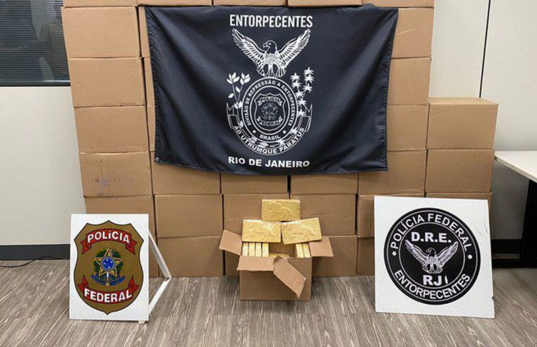 PF apreende 800 quilos de pasta de cocaína em Piraí